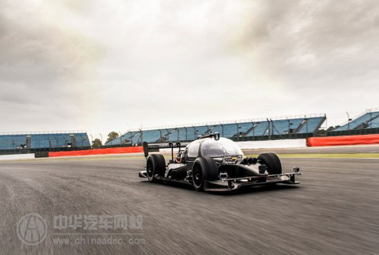 Roborace推出無人賽車！賽車車手會(huì)被淘汰嗎？@chinaadec.com